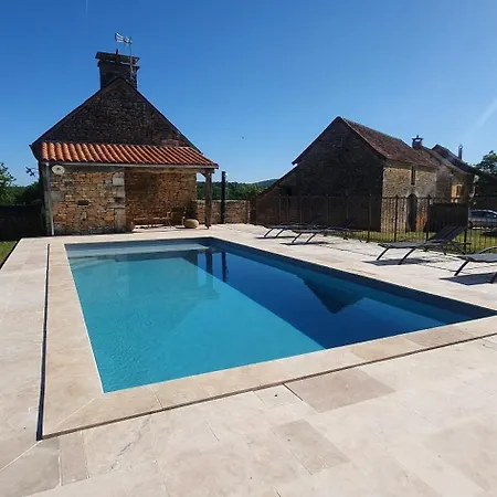 Holiday home Maison De Charme Avec Piscine En Perigord La Cassagne