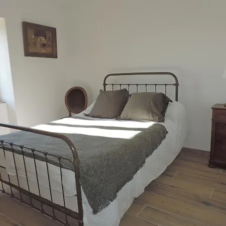 Holiday home Maison De Charme Avec Piscine En Perigord