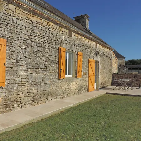 Holiday home Maison De Charme Avec Piscine En Perigord La Cassagne